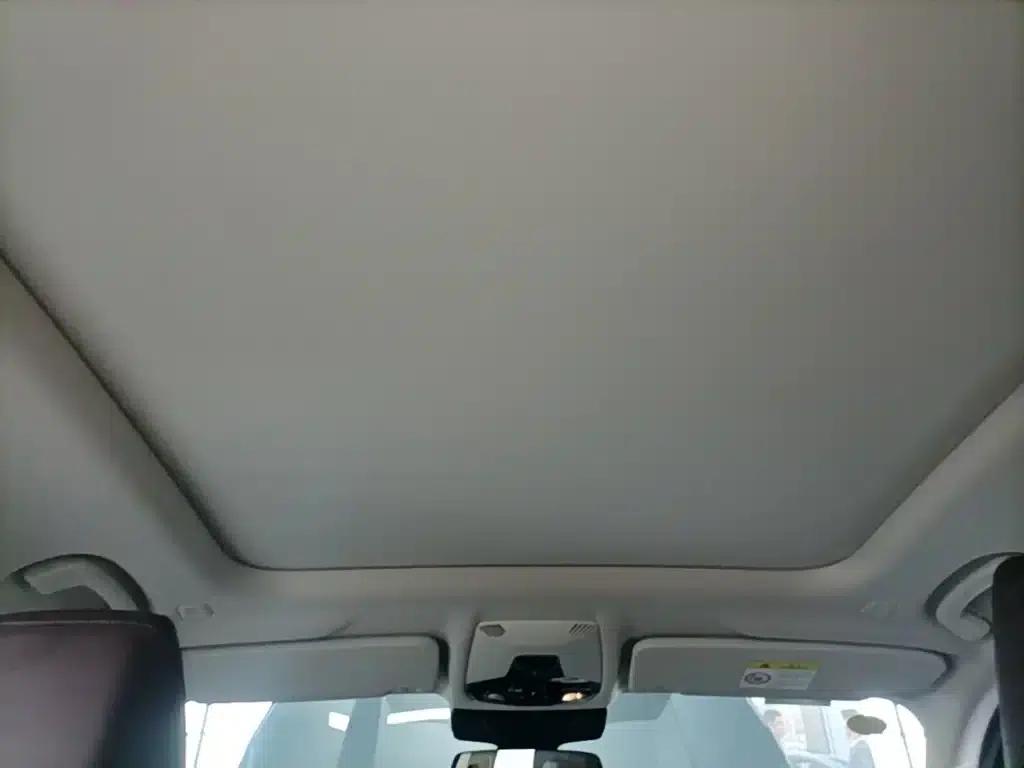 BMW iX1 2023 xDrive30L X Design Package — миниатюра 18