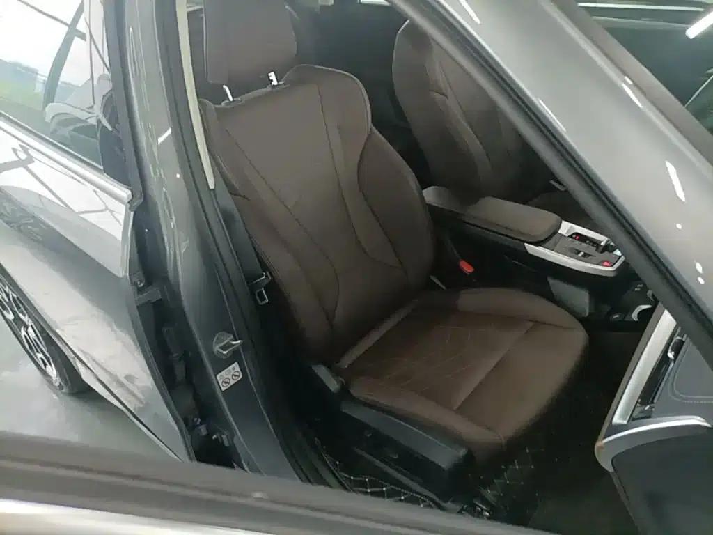 BMW iX1 2023 xDrive30L X Design Package — миниатюра 25