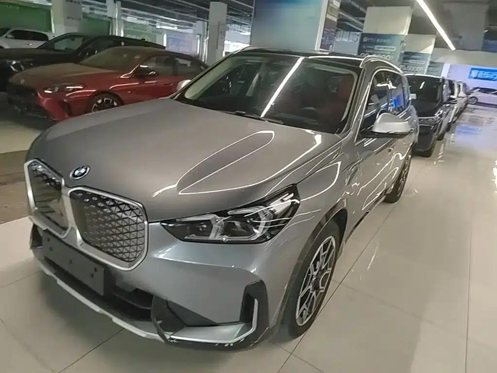 BMW iX1 2023 xDrive30L X Design Package — миниатюра 1