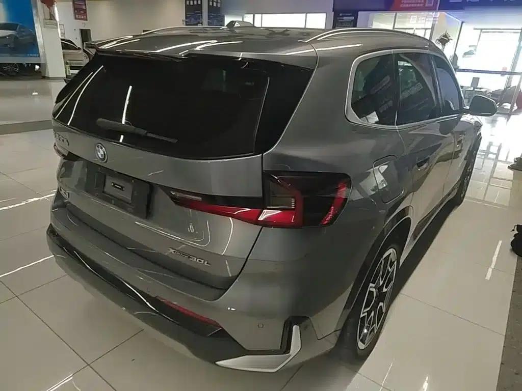 BMW iX1 2023 xDrive30L X Design Package — миниатюра 7