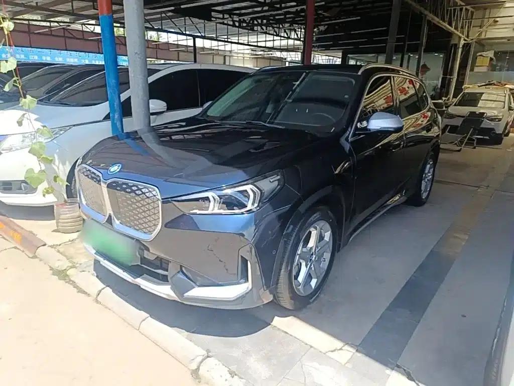 BMW iX1 2023 eDrive25L X Design Package — миниатюра 1