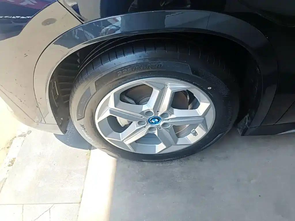 BMW iX1 2023 eDrive25L X Design Package — миниатюра 23