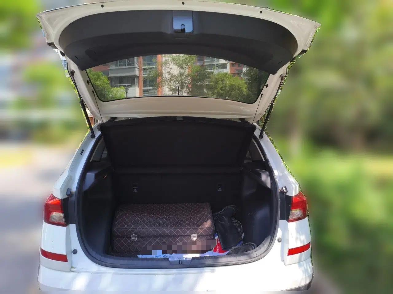 Skoda Kamiq 2020 1.5L Automatic Comfort Edition — миниатюра 16
