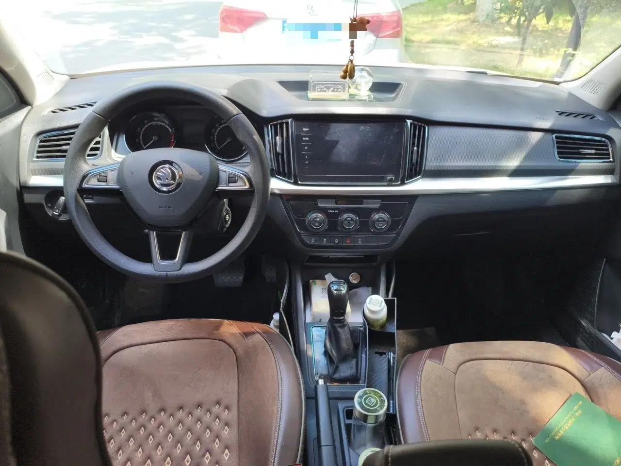 Skoda Kamiq 2020 1.5L Automatic Comfort Edition — миниатюра 18