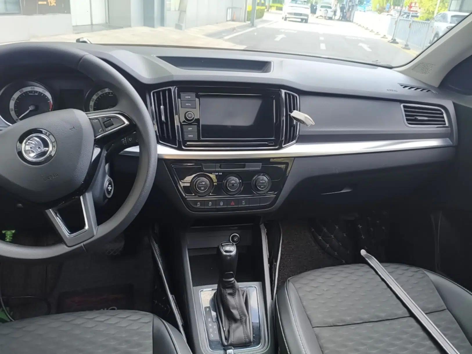 Skoda Kamiq 2018 1.5L Automatic Comfort Edition China VI Standard — миниатюра 15