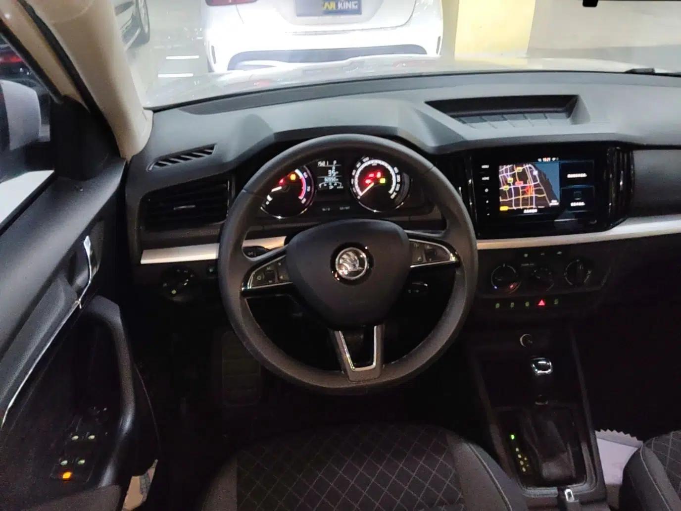Skoda Kamiq 2020 1.5L Automatic Standard Edition — миниатюра 13