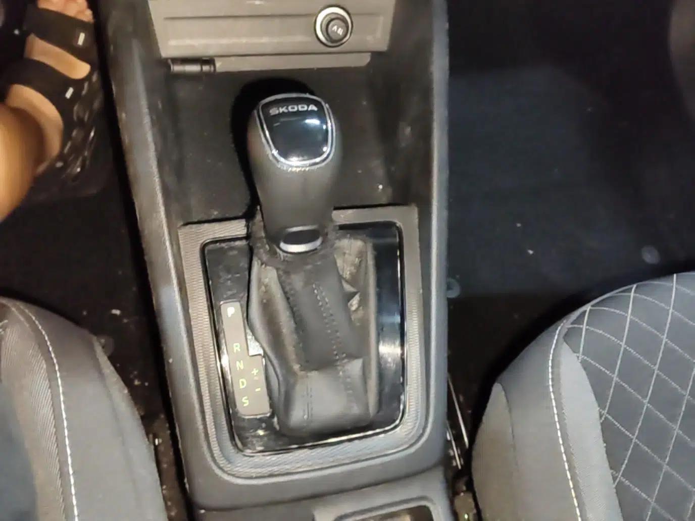 Skoda Kamiq 2020 1.5L Automatic Standard Edition — миниатюра 16