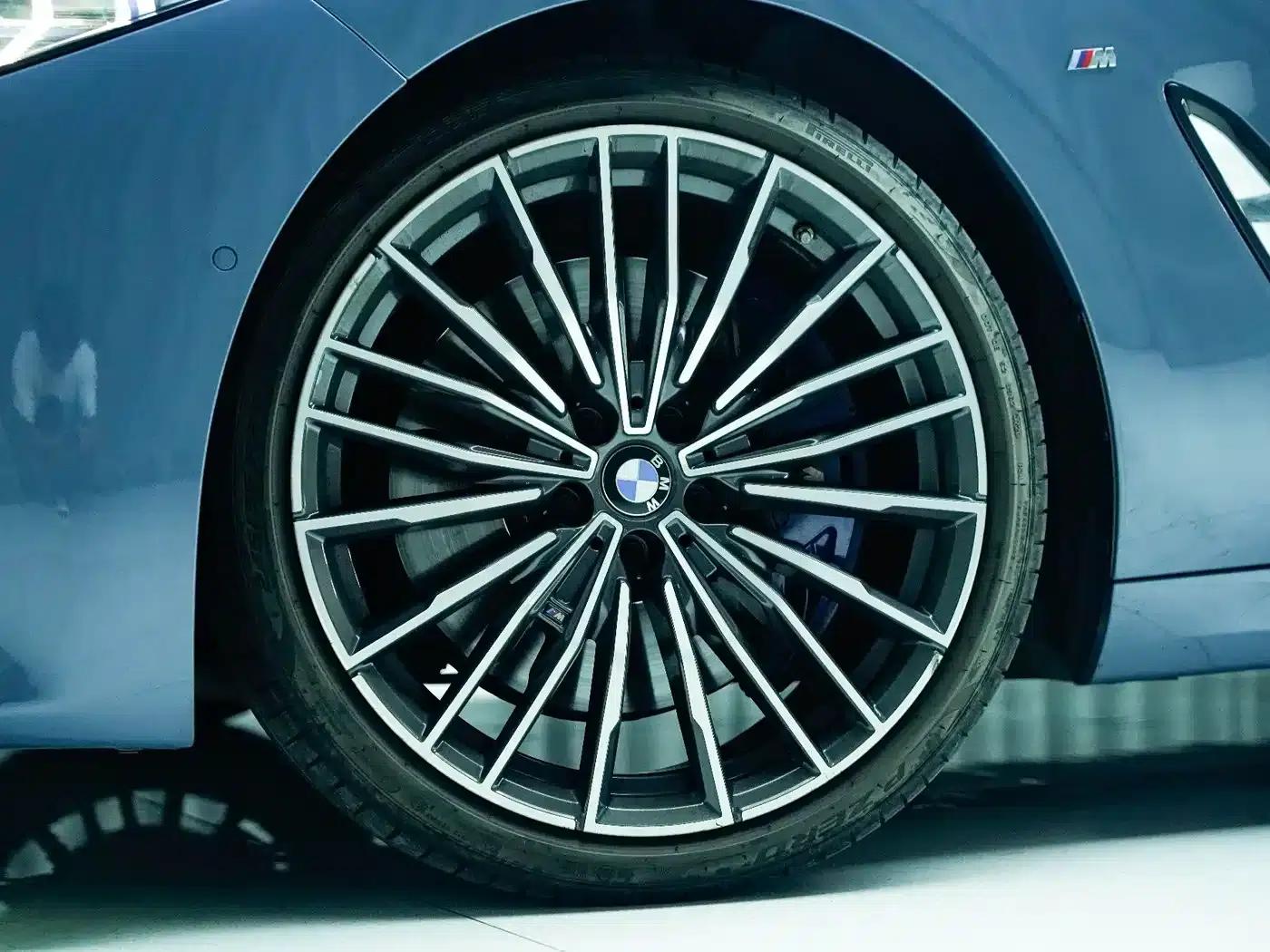 2019 BMW 8 Series 840i Gran Coupe M Sport Package — миниатюра 11