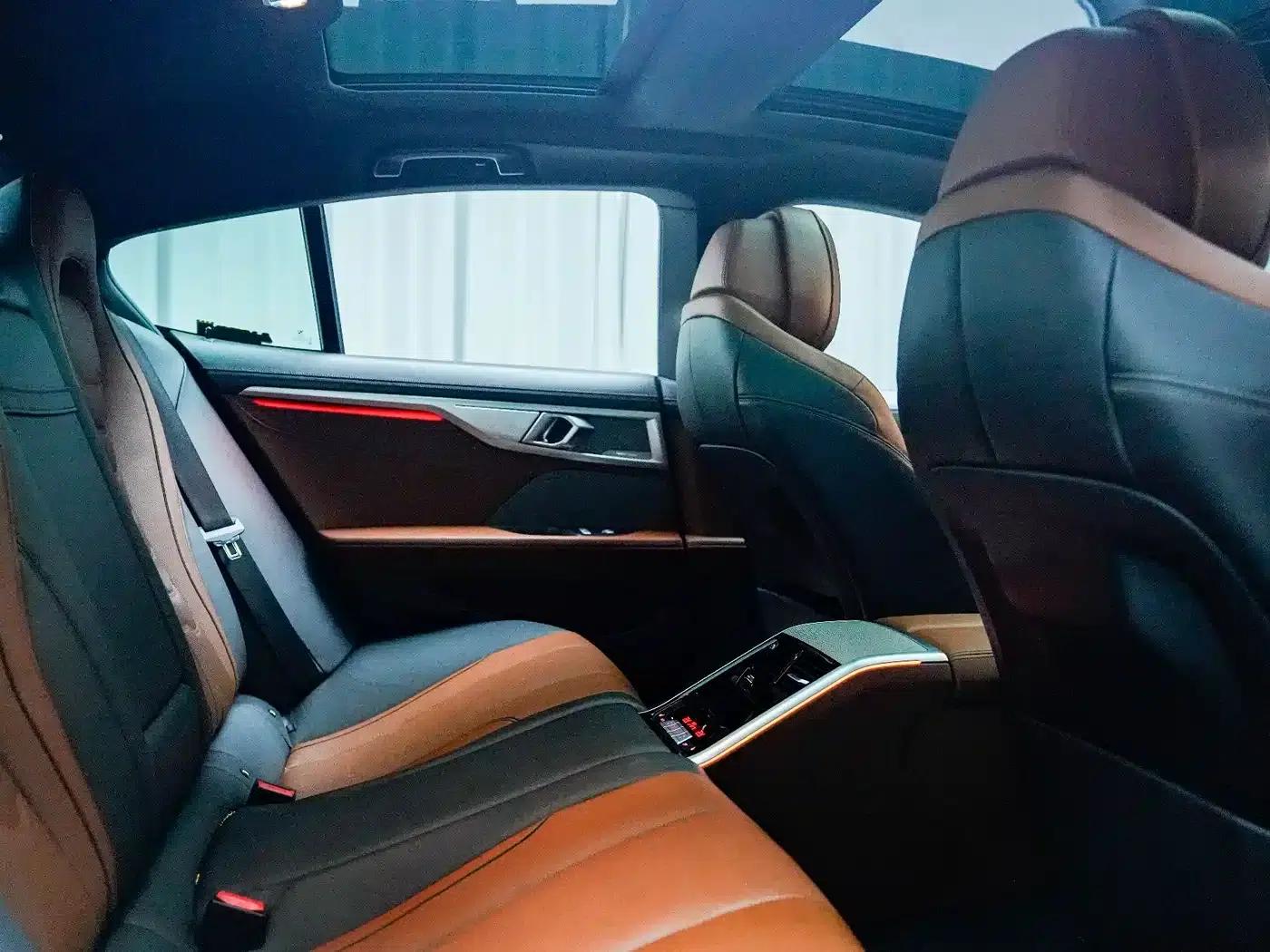 2019 BMW 8 Series 840i Gran Coupe M Sport Package — миниатюра 10