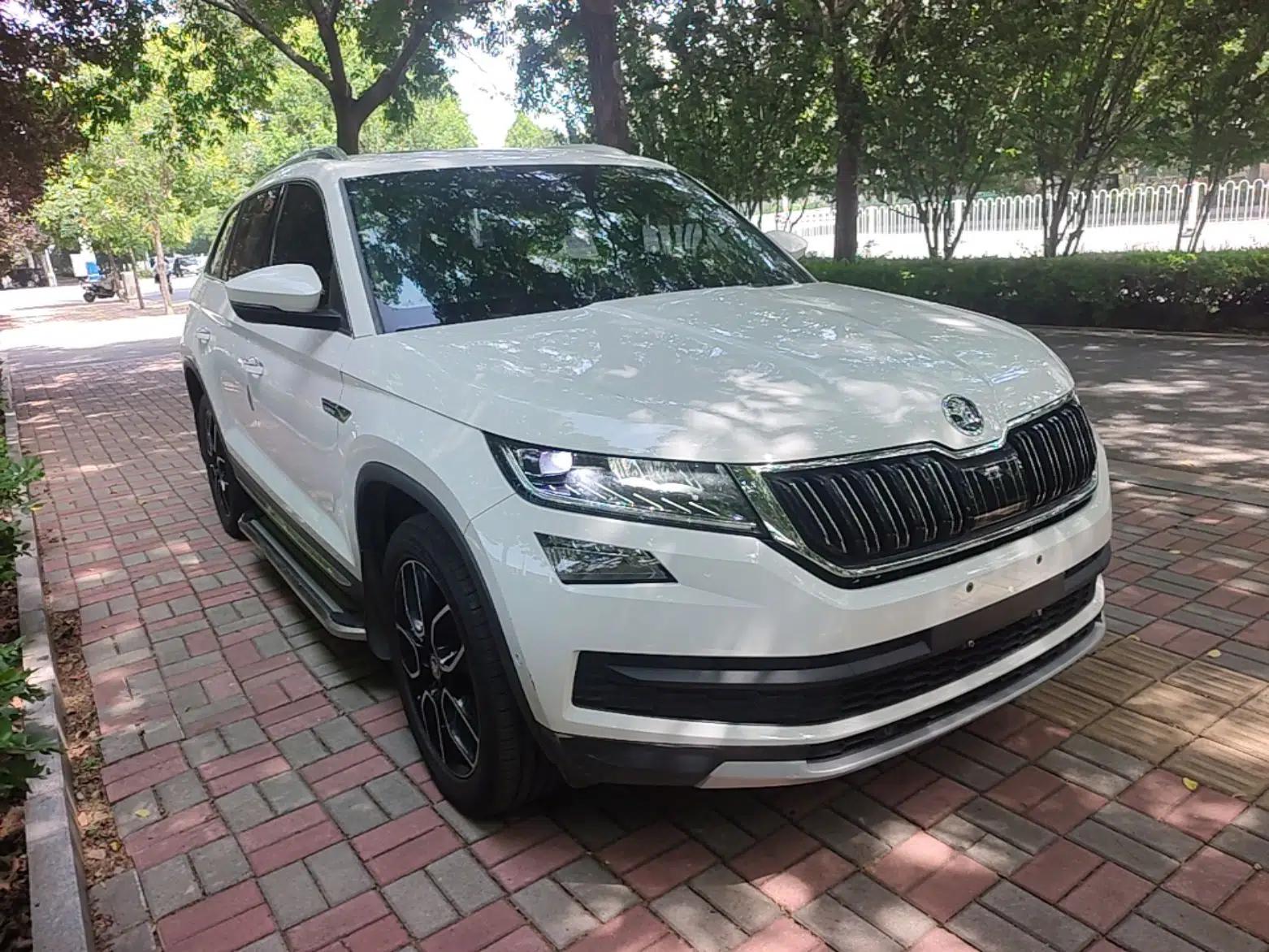 Skoda Kodiaq 2018 TSI380 7-Seater Four-Wheel-Drive Flagship Edition — миниатюра 3