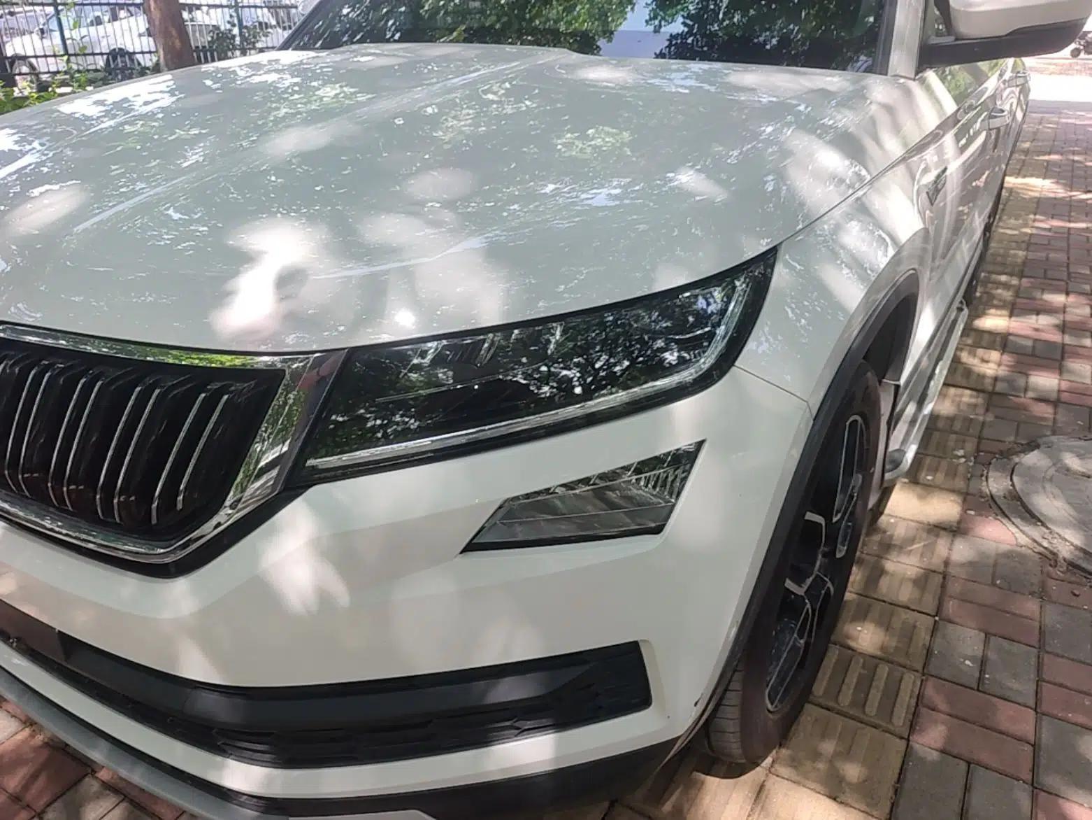 Skoda Kodiaq 2018 TSI380 7-Seater Four-Wheel-Drive Flagship Edition — миниатюра 8