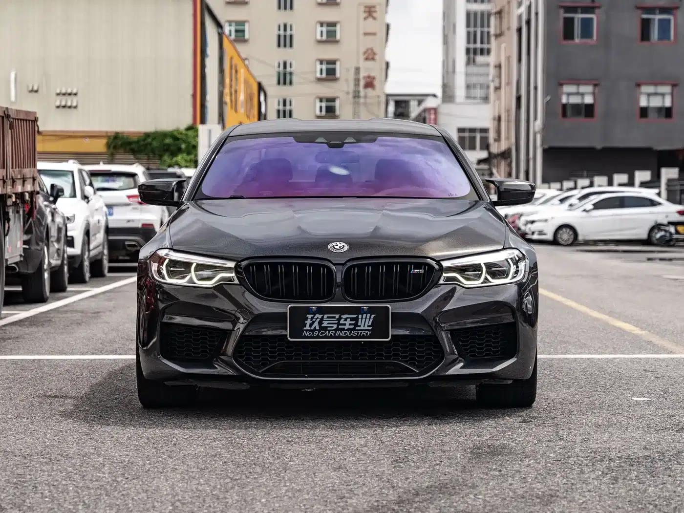 2018 BMW M5 — миниатюра 2