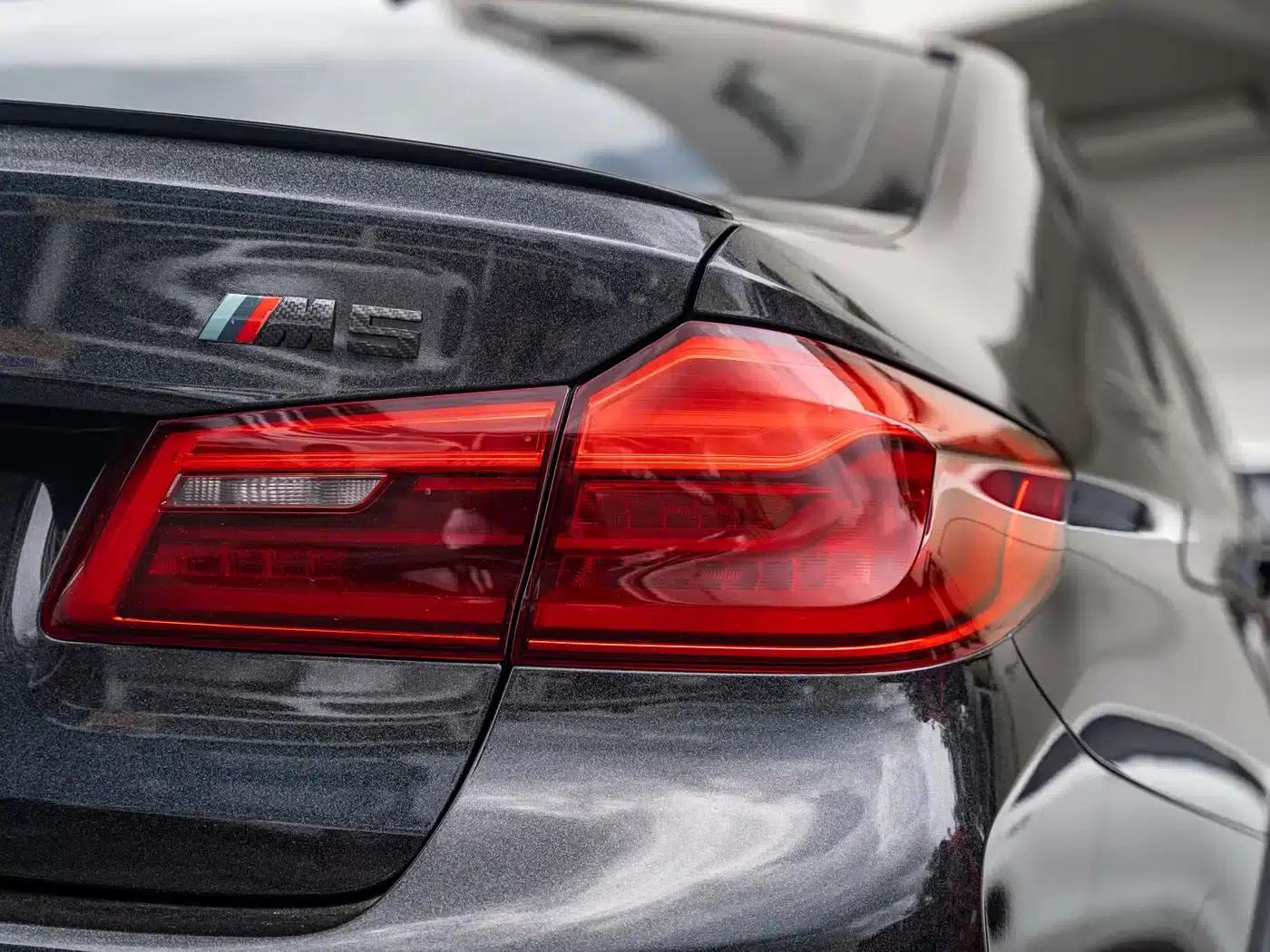 2018 BMW M5 — миниатюра 8