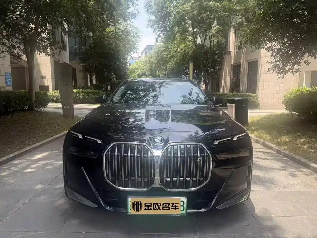 BMW i7 2023 eDrive50L Leading M Sport Package — миниатюра 4
