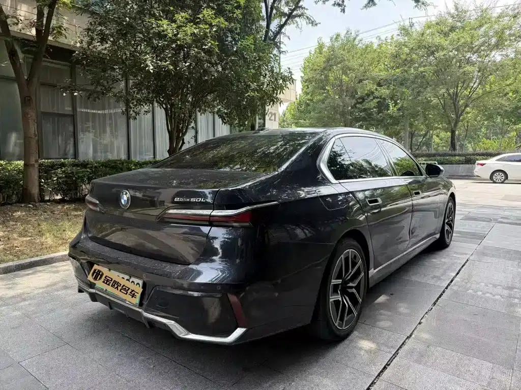 BMW i7 2023 eDrive50L Leading M Sport Package — миниатюра 5