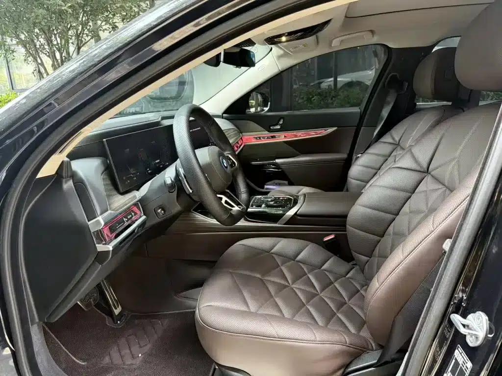 BMW i7 2023 eDrive50L Leading M Sport Package — миниатюра 9