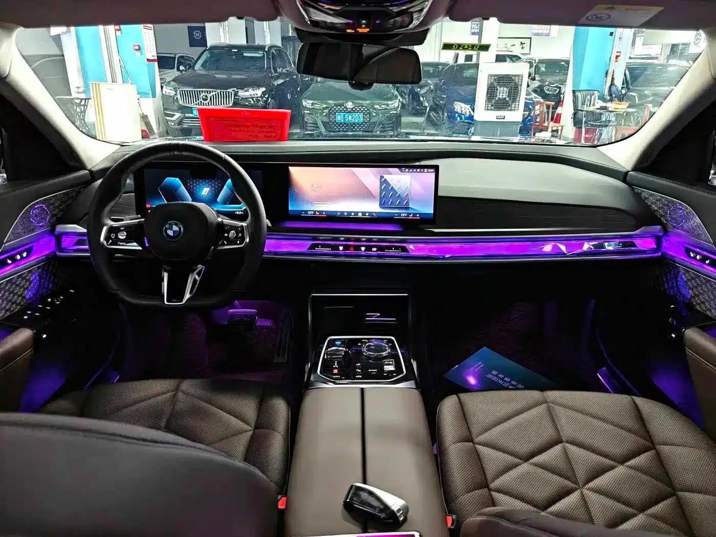 BMW i7 2023 eDrive50L Leading M Sport Package — миниатюра 15