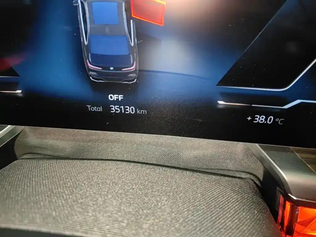 BMW i7 2023 eDrive50L Leading M Sport Package — миниатюра 12