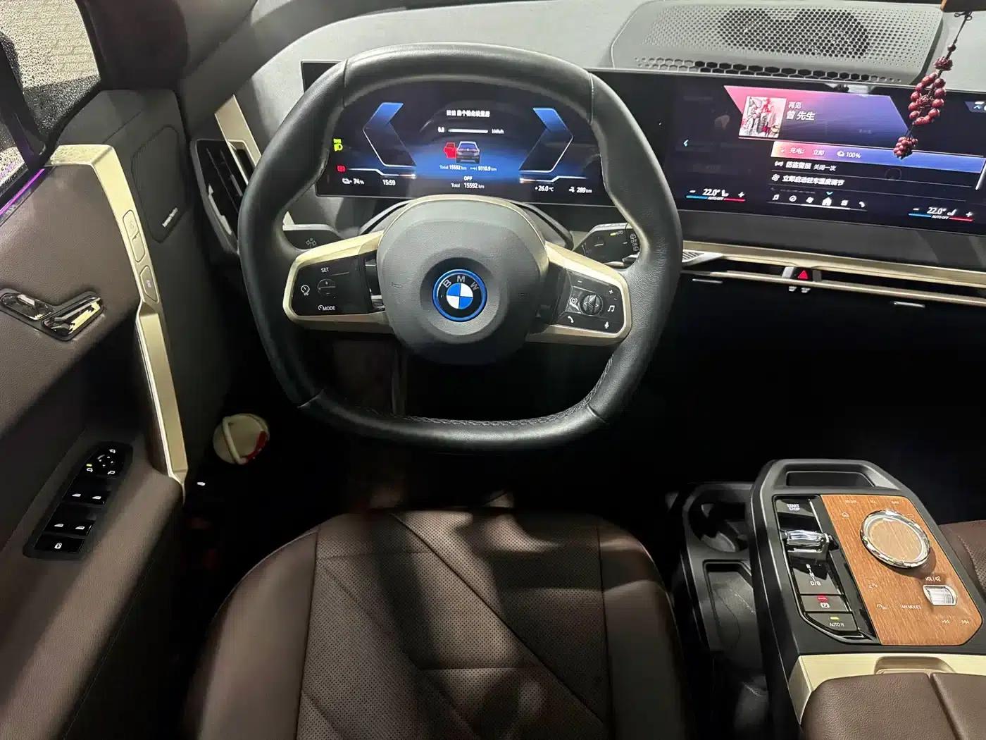 BMW iX 2023 Facelift xDrive40 — миниатюра 10