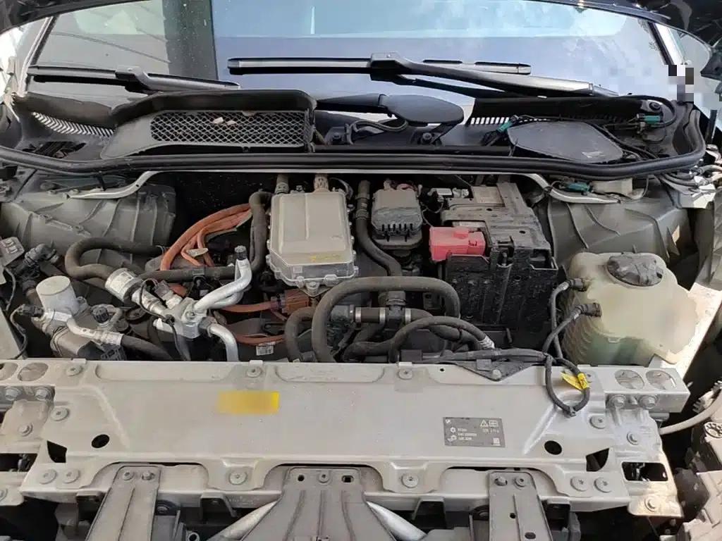 BMW iX 2022 xDrive40 — миниатюра 20