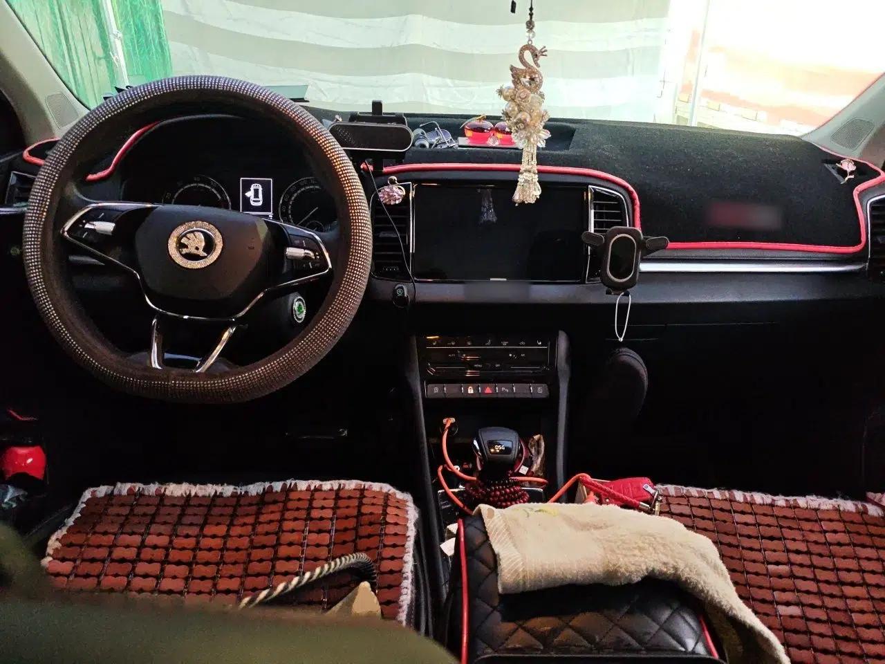Skoda Karoq 2022 TSI280 Luxury Edition — миниатюра 9