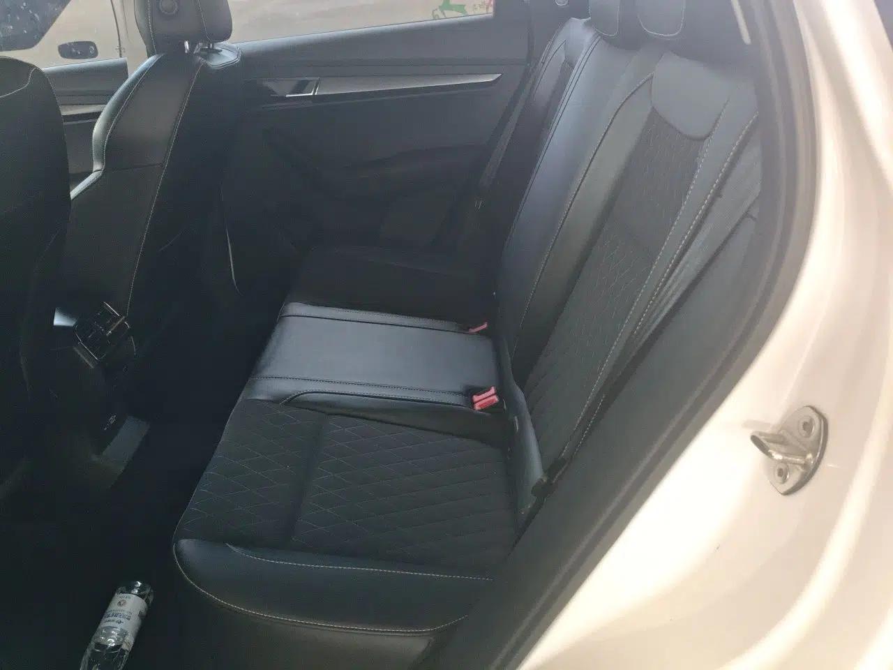 Skoda Karoq 2021 TSI280 Luxury Edition — миниатюра 17