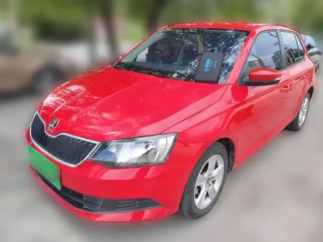 Skoda Fabia 2017 1.4L Automatic Car Enjoy Edition