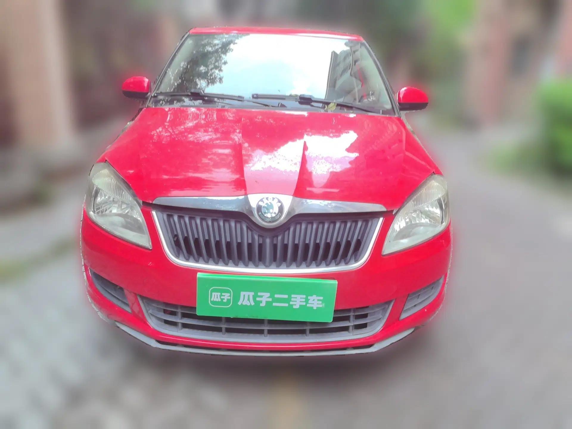 Skoda Fabia 2012 1.4L Automatic Crystal Edition — миниатюра 2