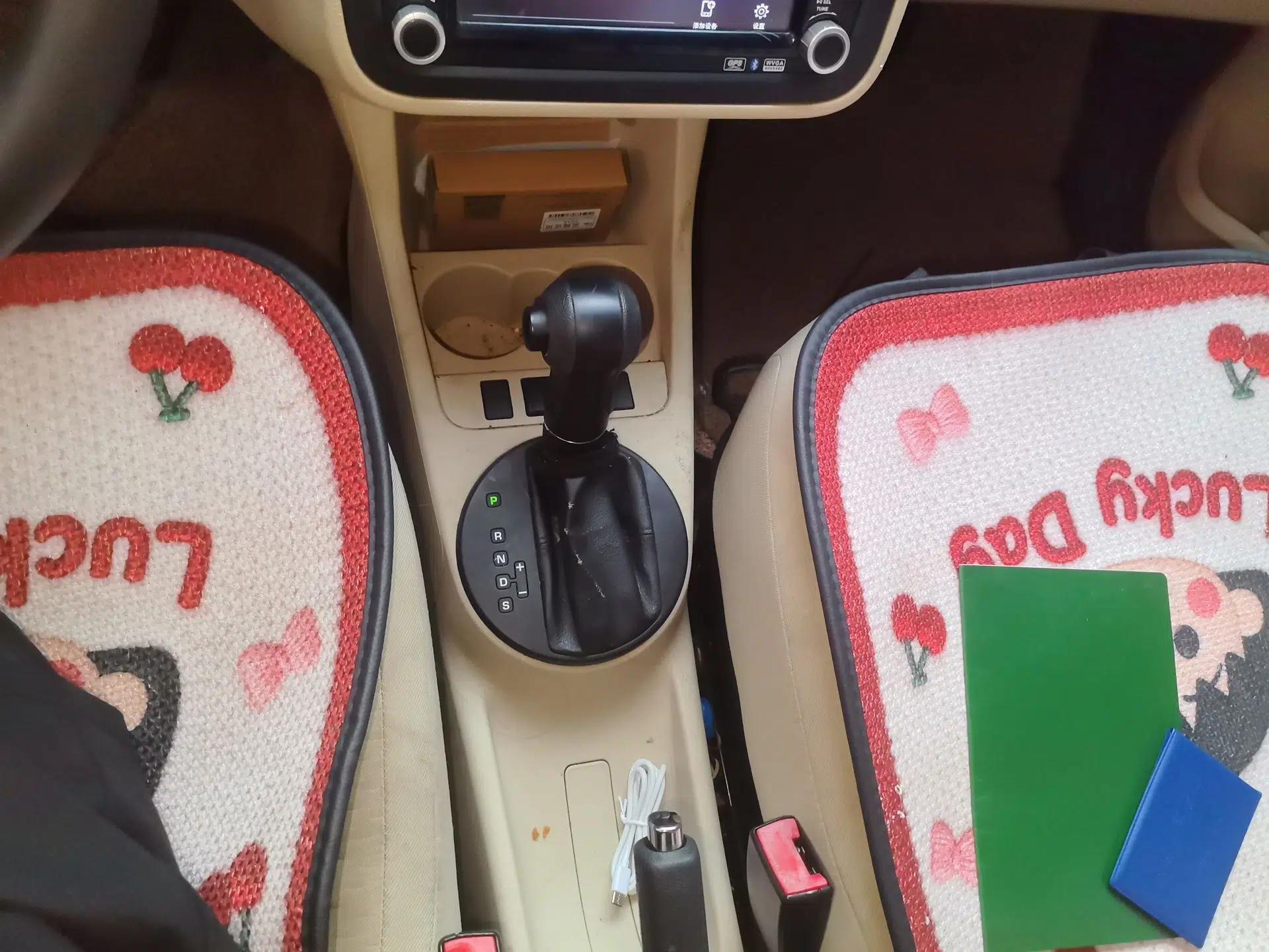 Skoda Fabia 2012 1.4L Automatic Crystal Edition — миниатюра 14