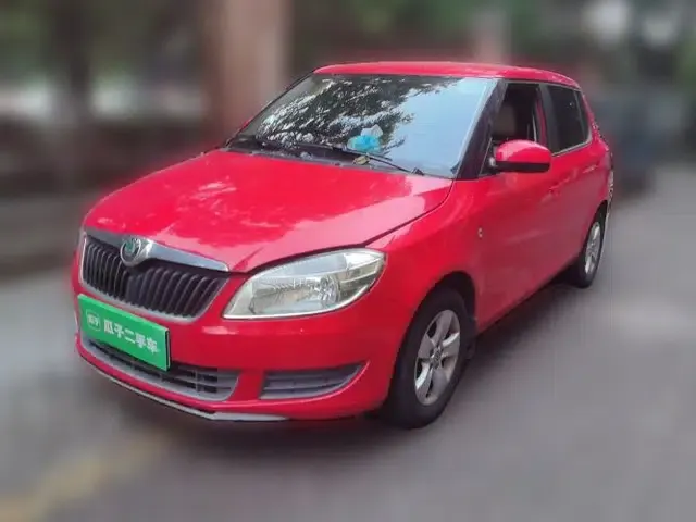 Skoda Fabia 2012 1.4L Automatic Crystal Edition