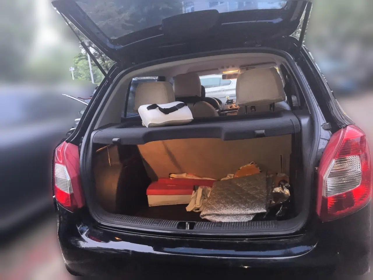 Skoda Fabia 2012 1.6L Automatic Sport Edition — миниатюра 19