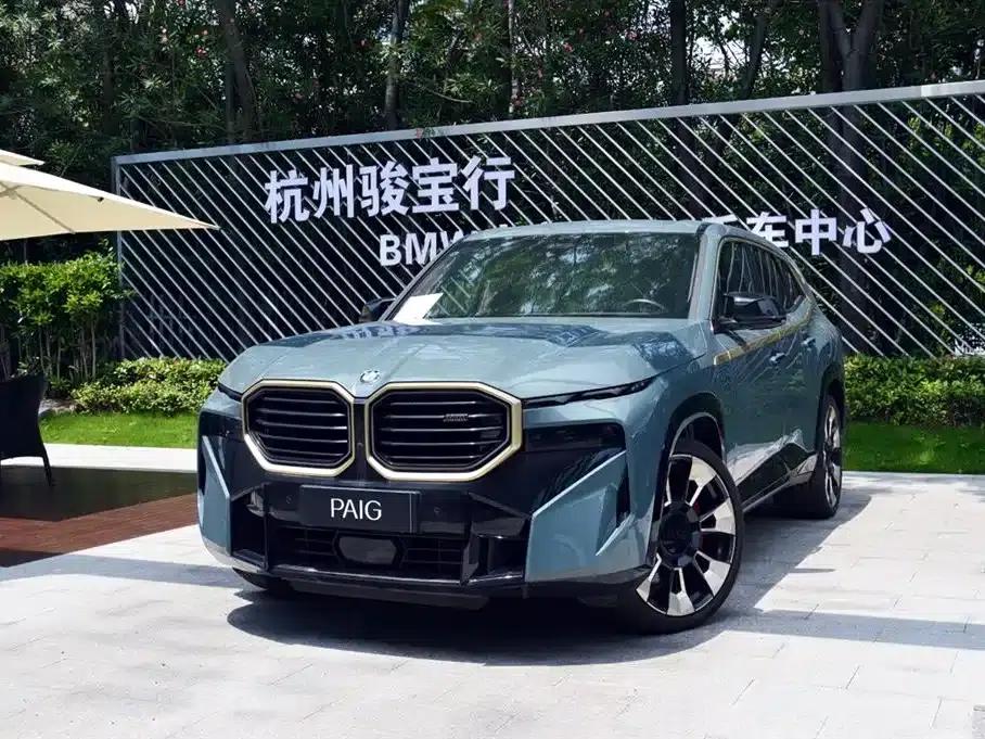 BMW XM 2023 Base Model — миниатюра 1