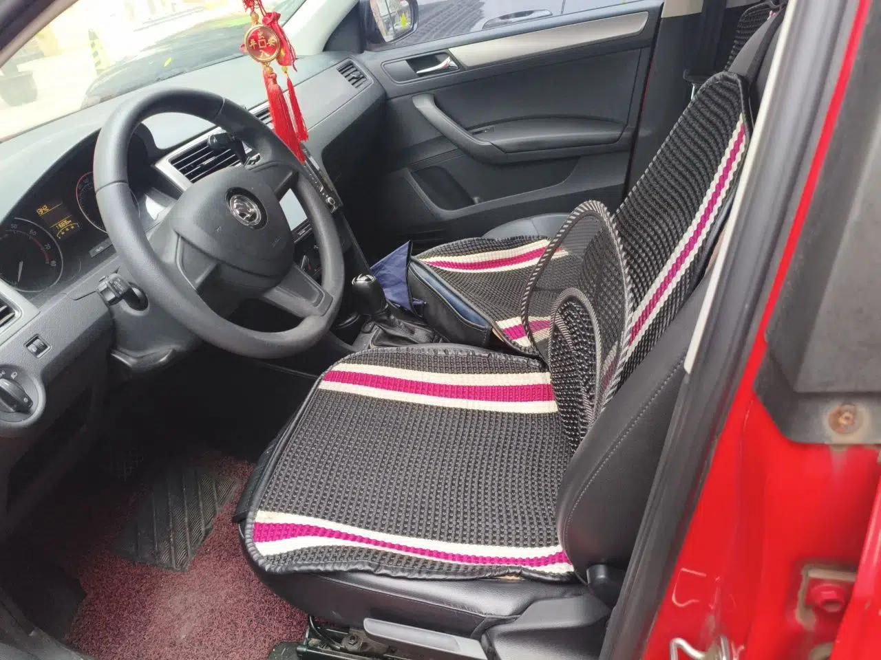 Skoda Rapid Spaceback 2014 1.6L Automatic Enjoyment Edition — миниатюра 15