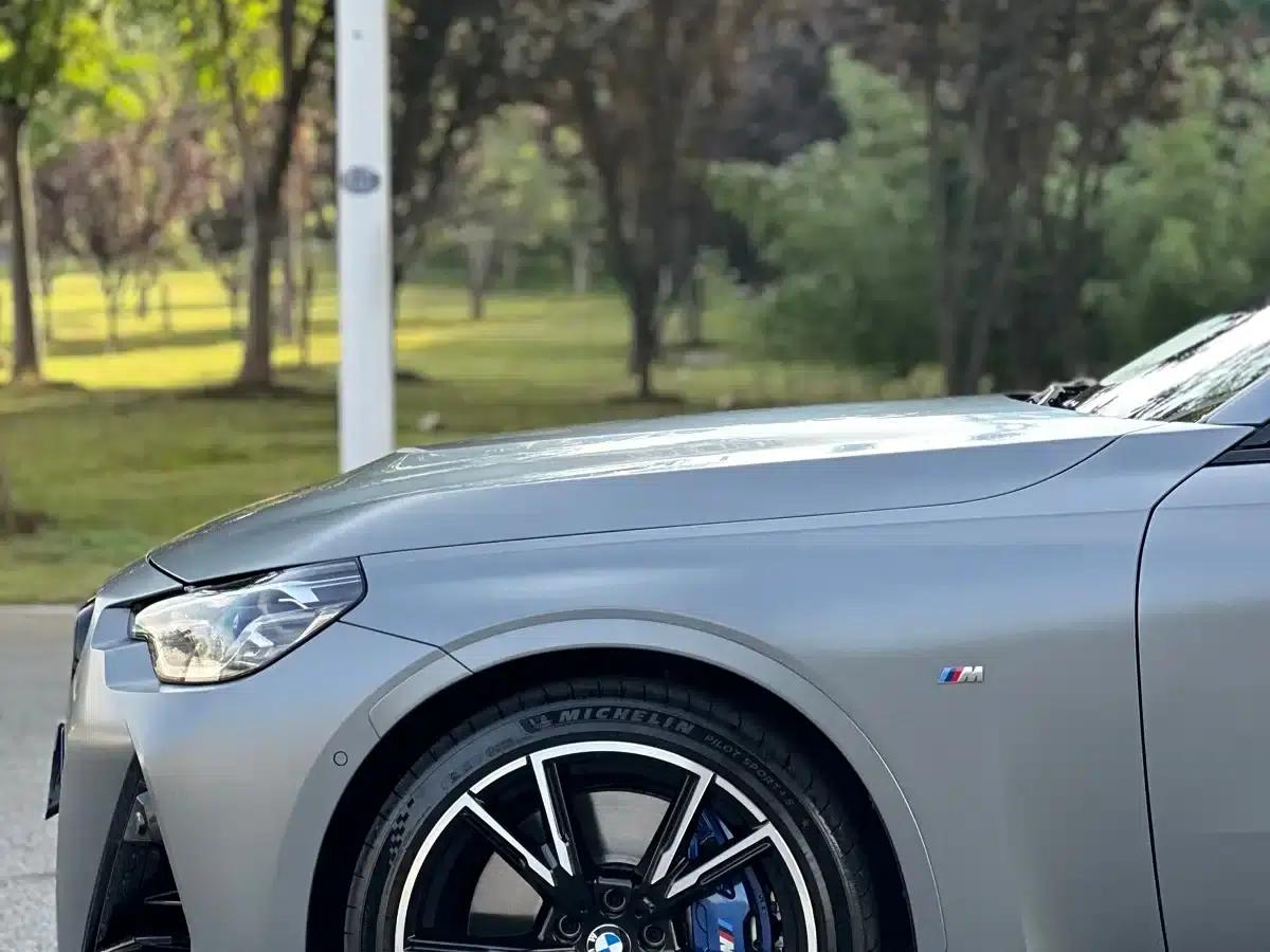 2025 BMW M240i xDrive — миниатюра 11