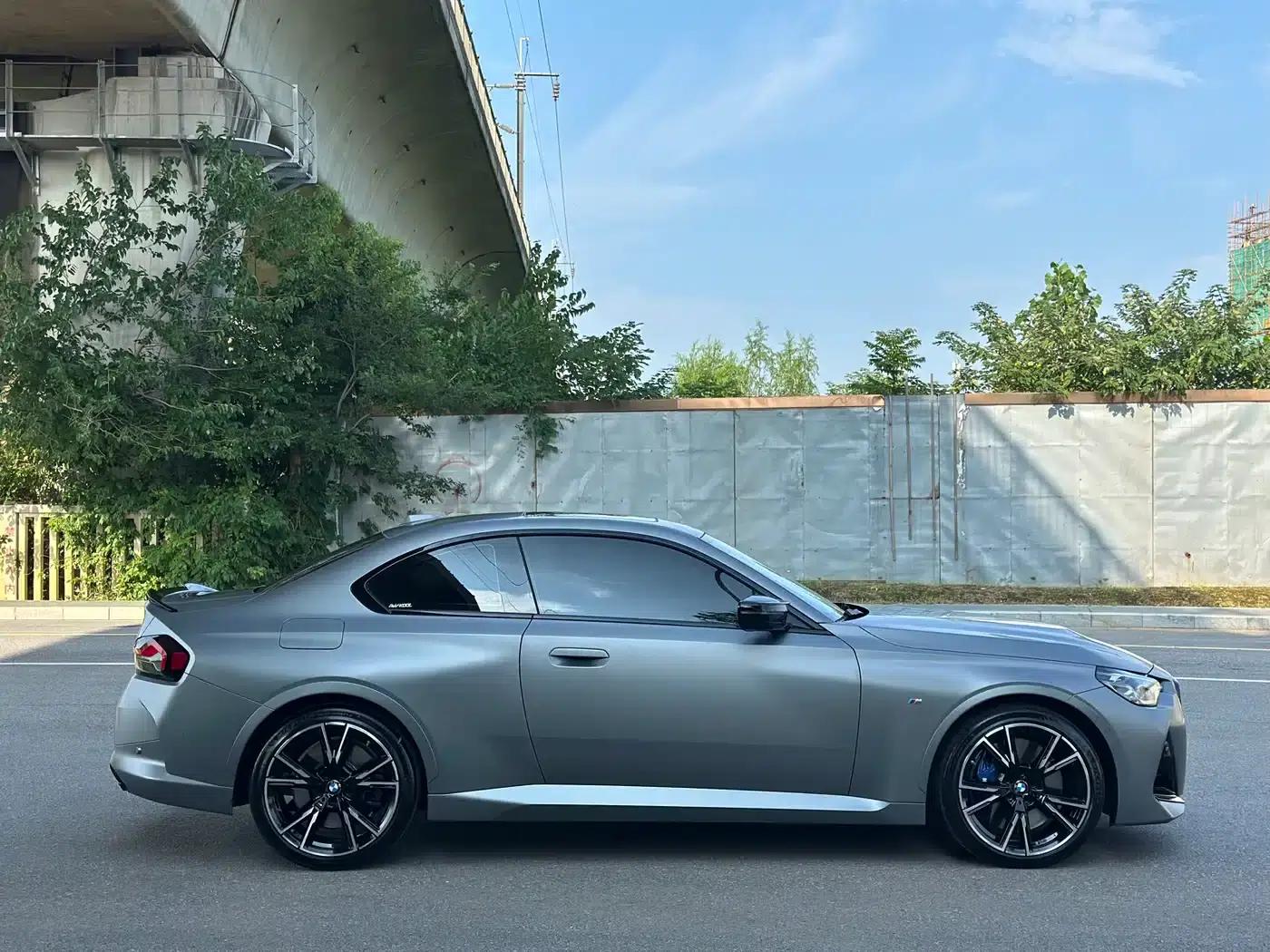2025 BMW M240i xDrive — миниатюра 18