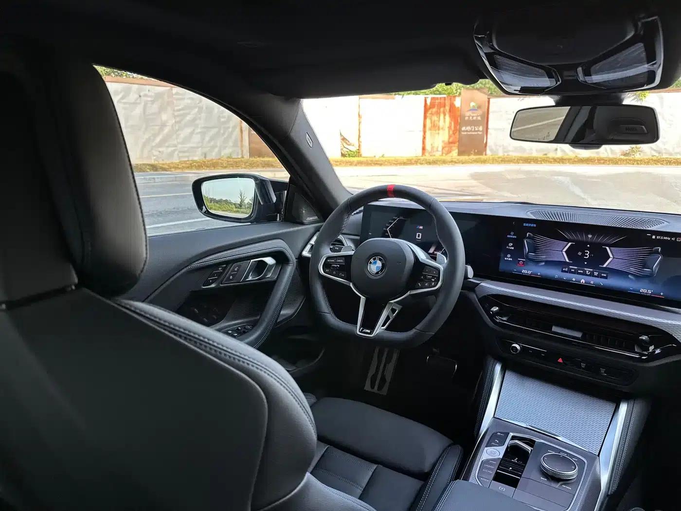 2025 BMW M240i xDrive — миниатюра 19