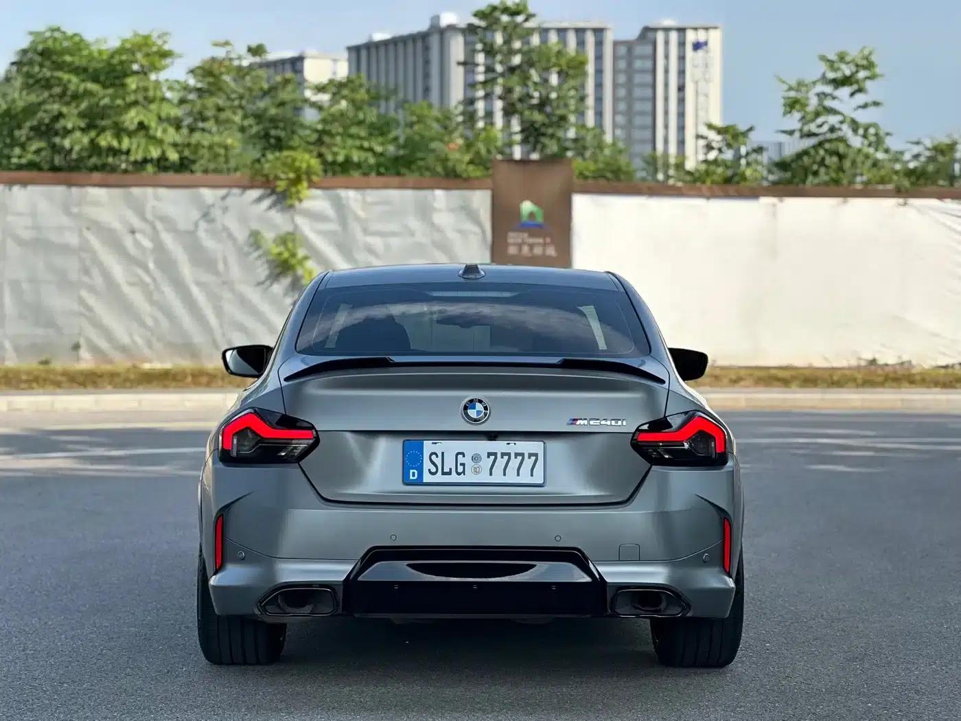 2025 BMW M240i xDrive — миниатюра 5