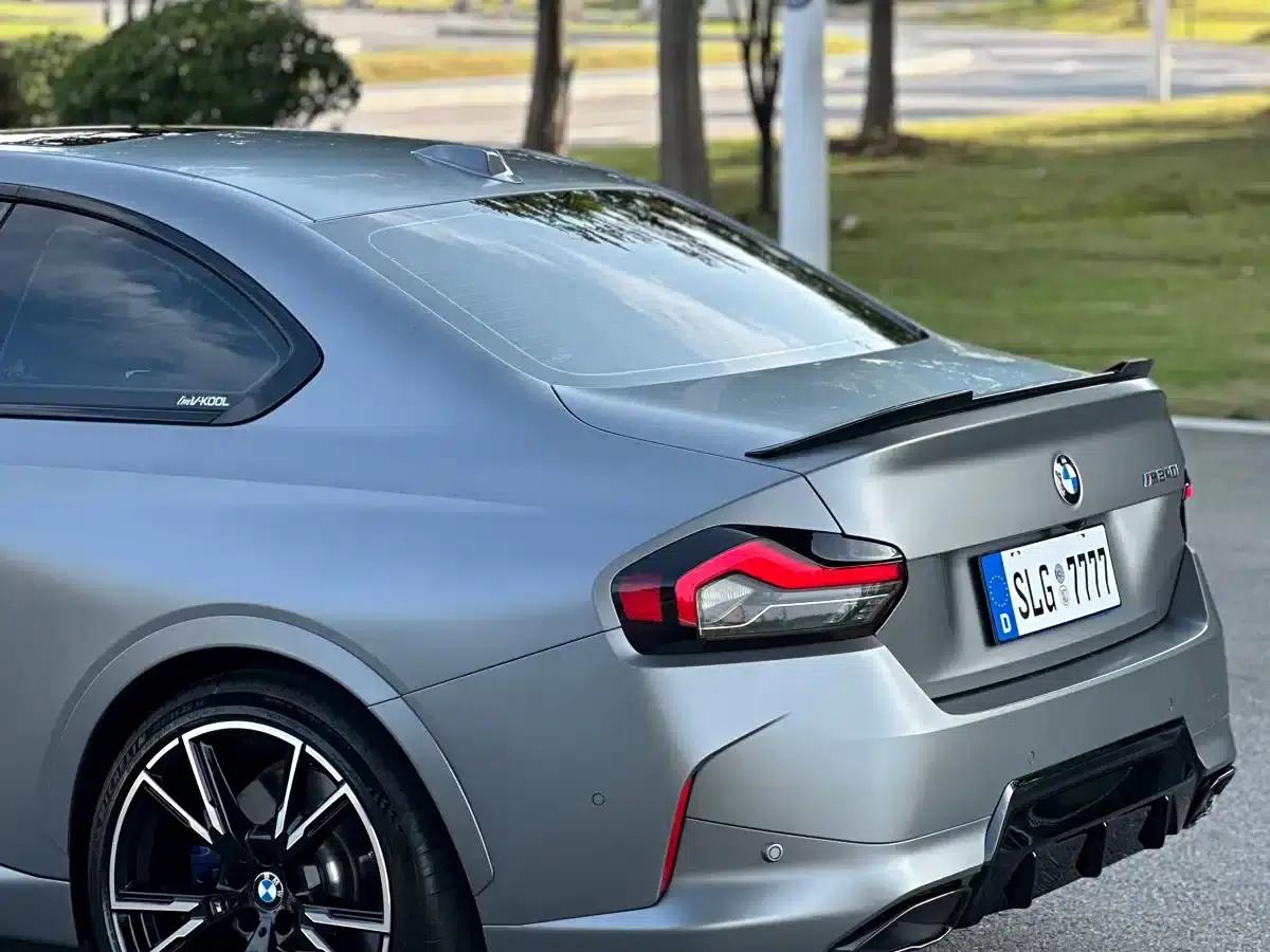 2025 BMW M240i xDrive — миниатюра 8