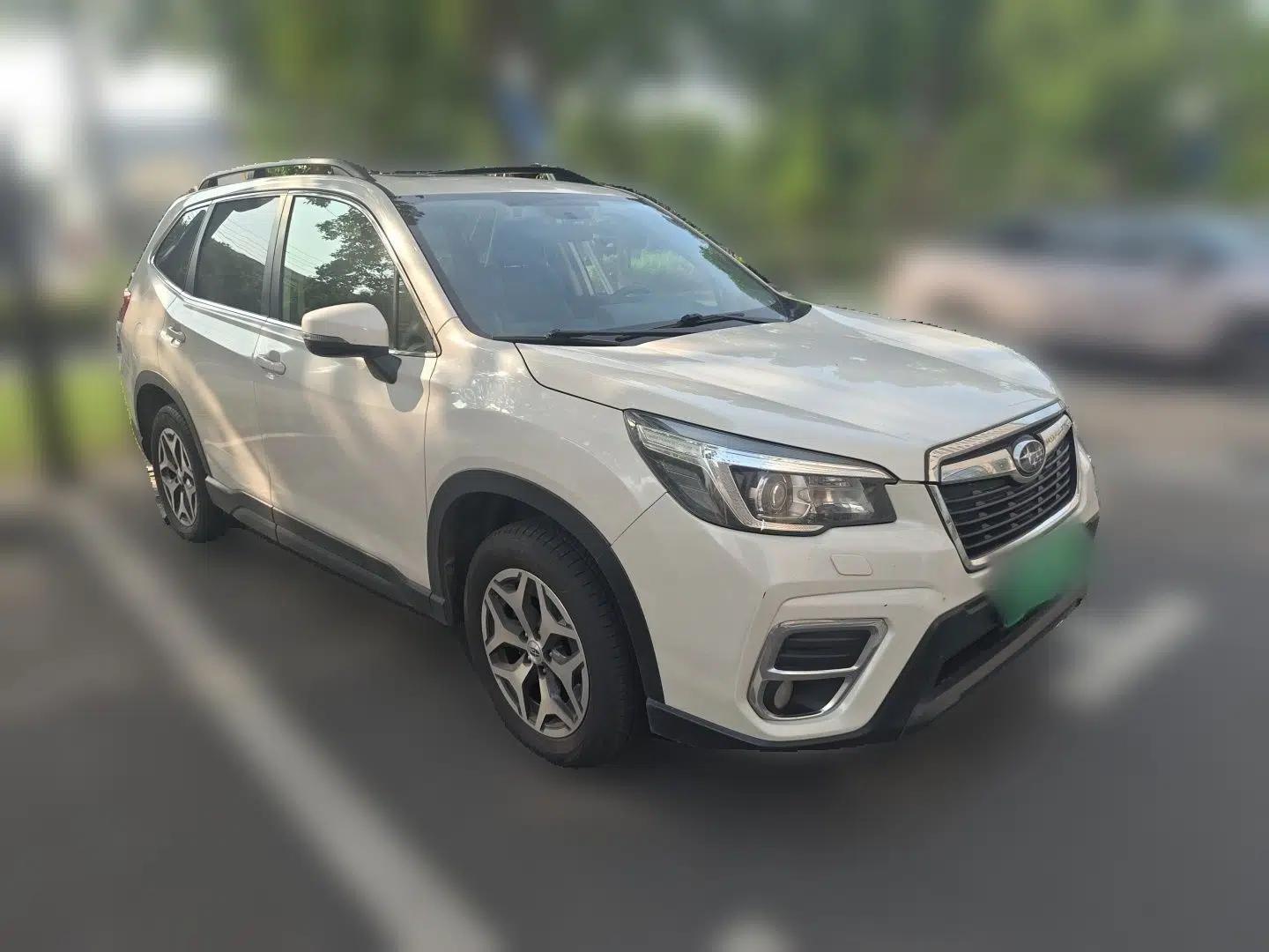 Subaru Forester 2021 2.0i Luxury Edition EyeSight — миниатюра 3