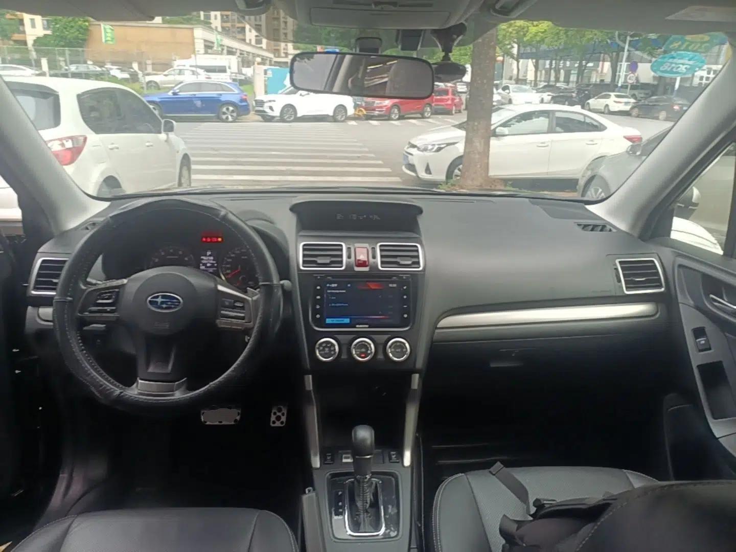 Subaru Forester 2015 2.0i Special Edition Commemorative Model — миниатюра 12