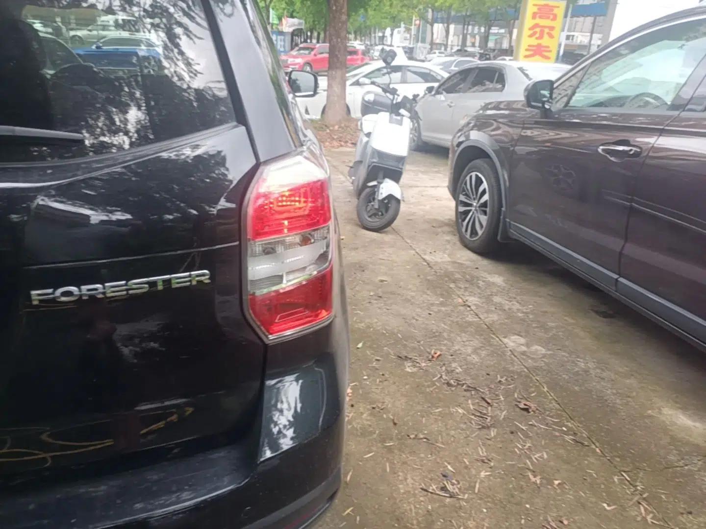 Subaru Forester 2015 2.0i Special Edition Commemorative Model — миниатюра 9