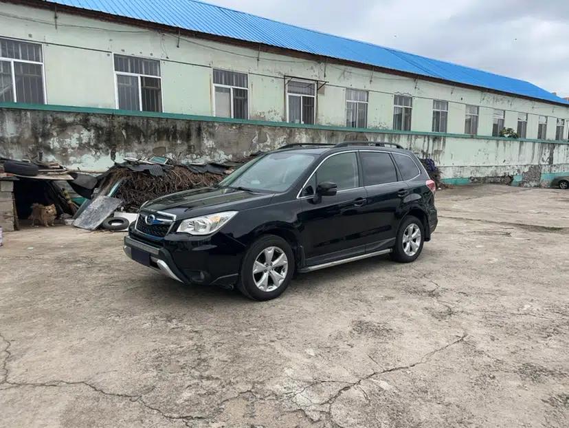 Subaru Forester 2013 2.5i Automatic Luxury Edition — миниатюра 1