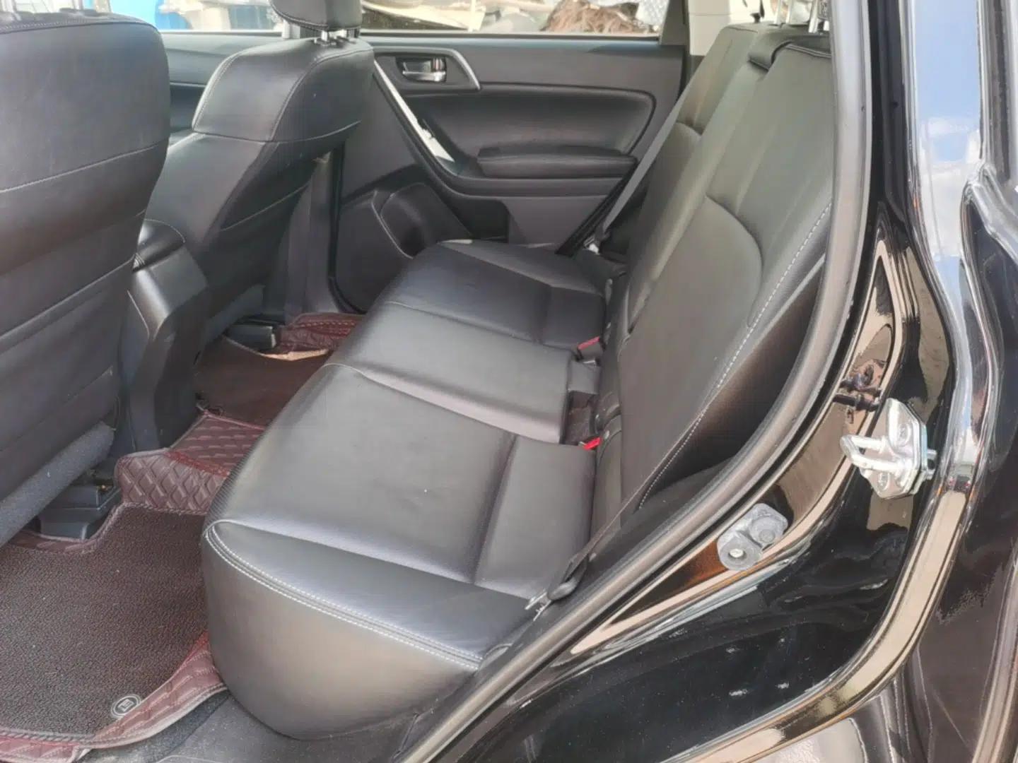 Subaru Forester 2013 2.5i Automatic Luxury Edition — миниатюра 25