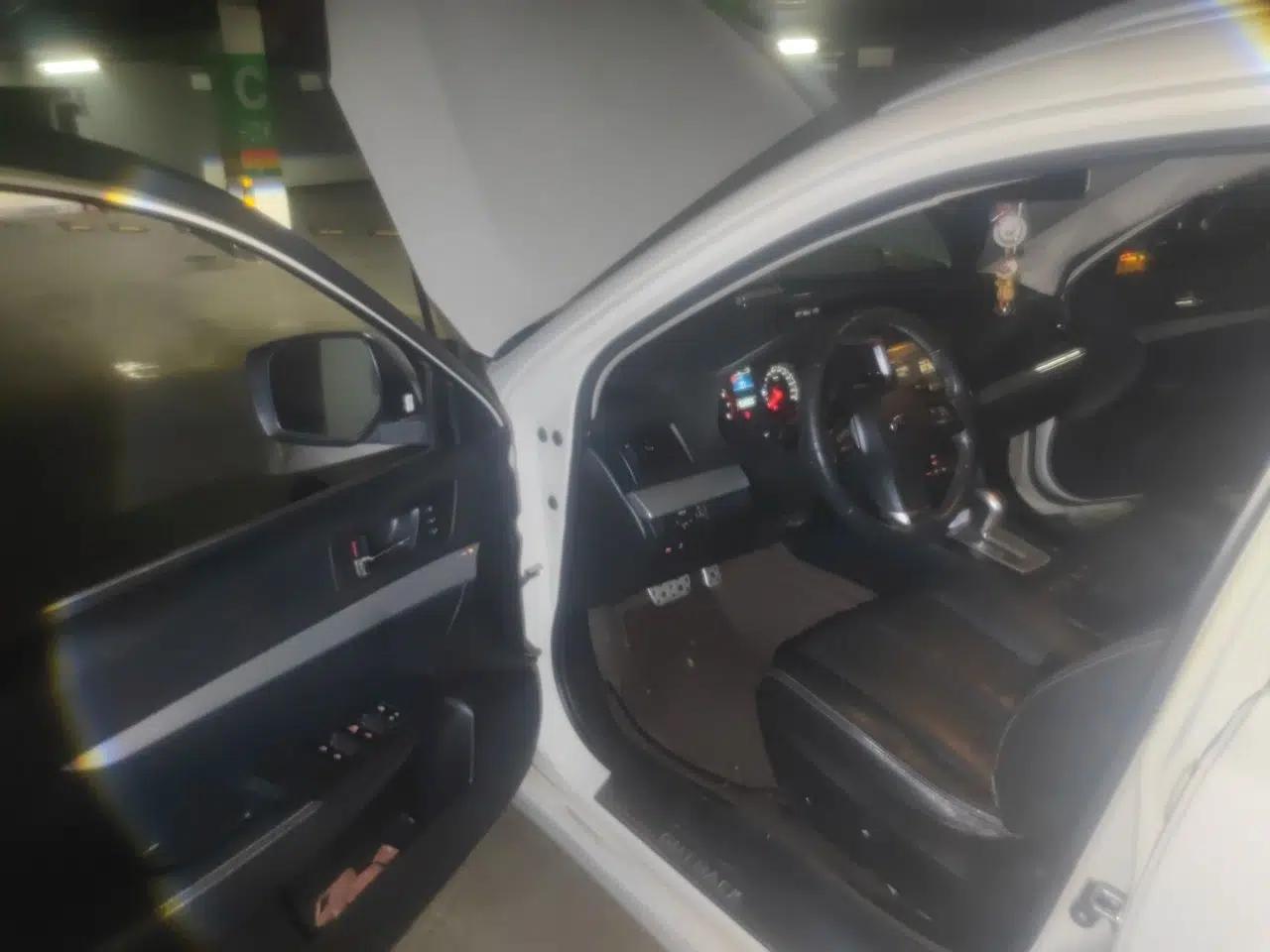 Subaru Outback 2014 2.5i Yashang Sport Edition — миниатюра 16