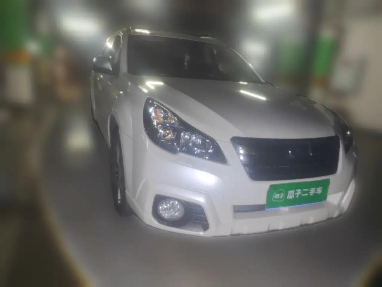 Subaru Outback 2014 2.5i Yashang Sport Edition — миниатюра 3