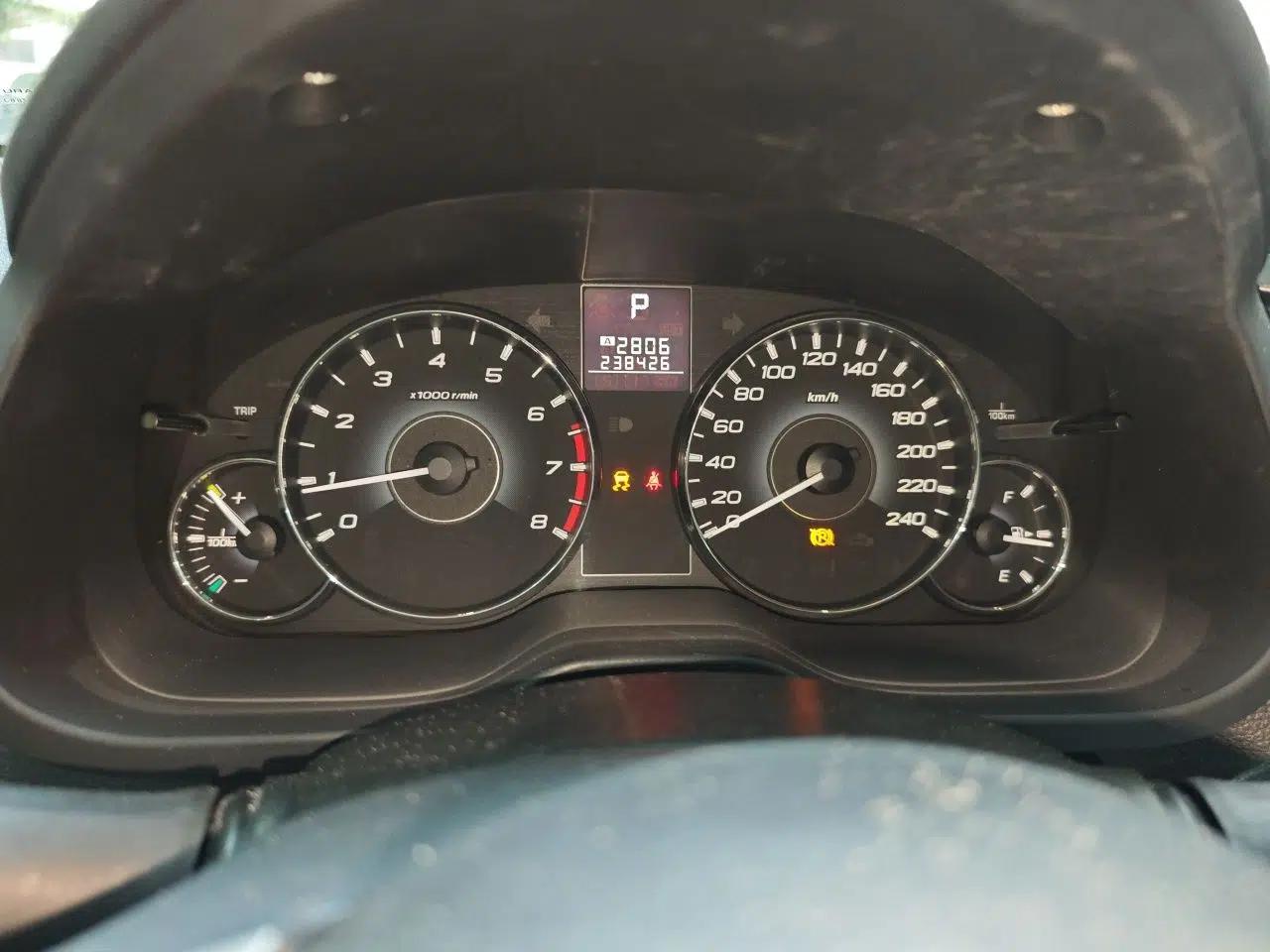 Subaru Outback 2010 2.5i Luxury Navigation Edition — миниатюра 11