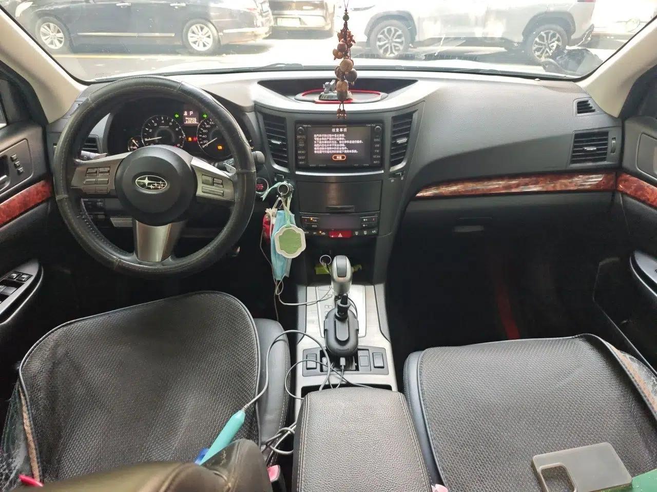 Subaru Outback 2010 2.5i Luxury Navigation Edition — миниатюра 9