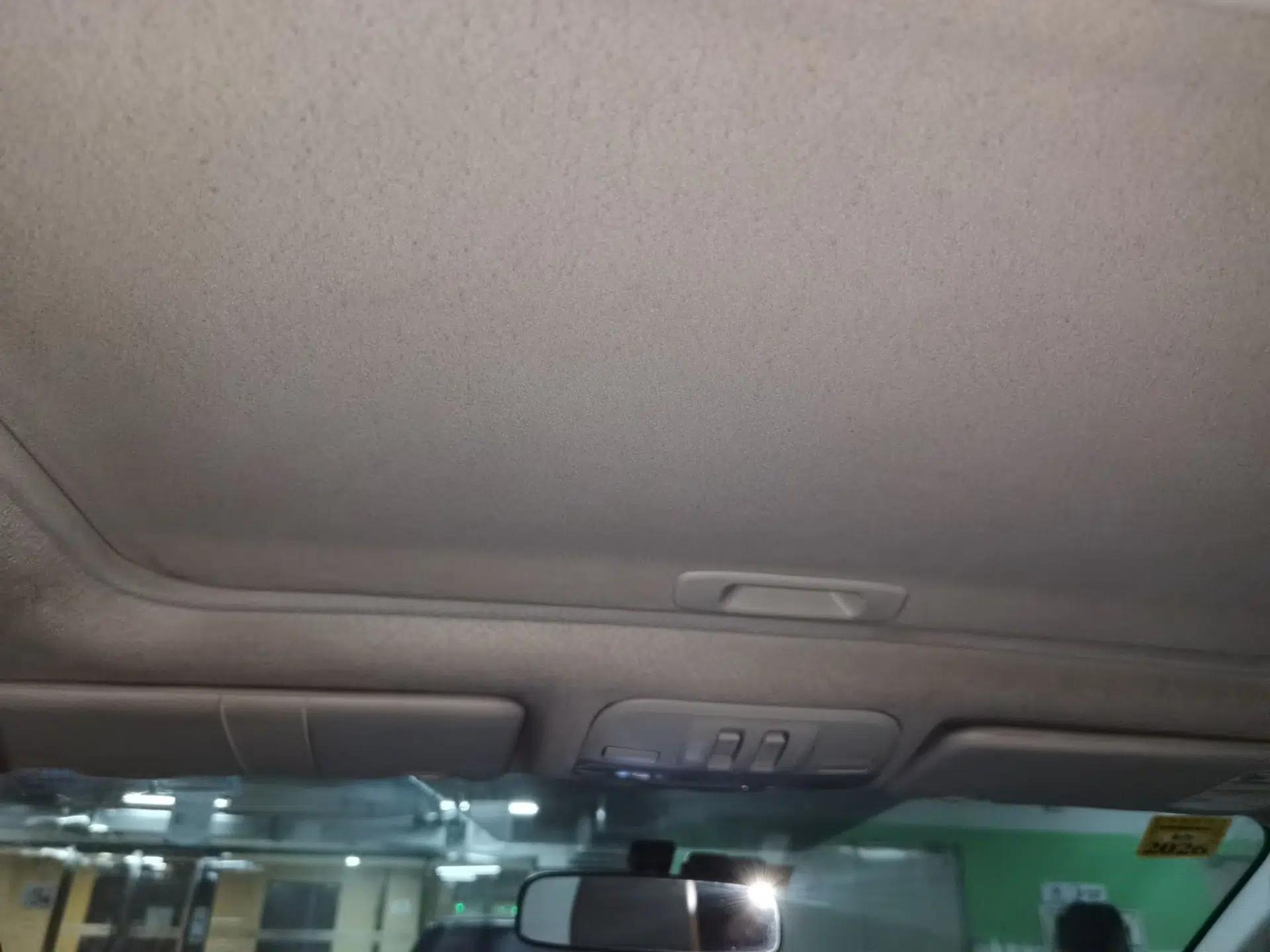 Subaru XV 2012 2.0i Elite Edition — миниатюра 18
