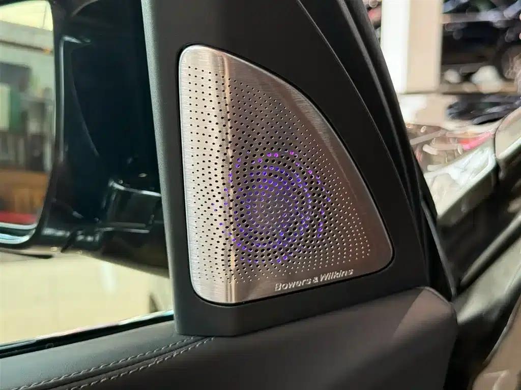 2023 BMW X7 M60i xDrive M60i — миниатюра 14
