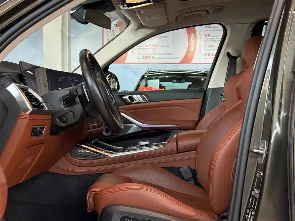 2023 BMW X7 M60i xDrive M60i — миниатюра 16